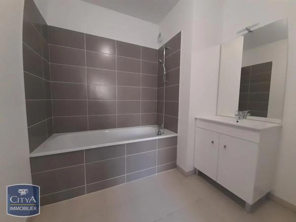 Appartement à louer 2 pièces 40.02m²