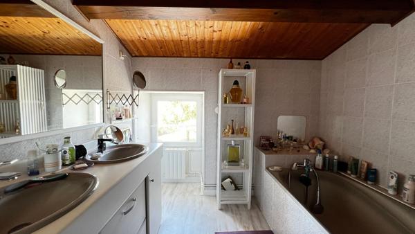 Maison 6 pièces Corme Royale 3 000m² terrain