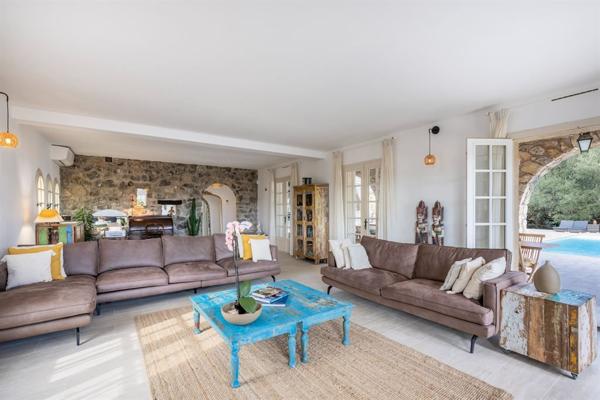 Vente Villa de luxe Peymeinade 10 Pièces 345 m²