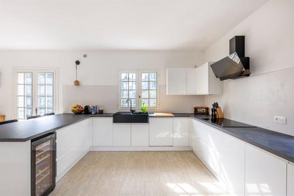 Vente Villa de luxe Peymeinade 10 Pièces 345 m²