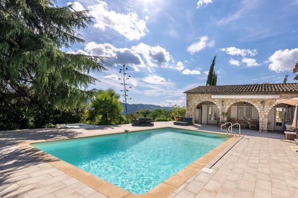 Vente Villa de luxe Peymeinade 10 Pièces 345 m²
