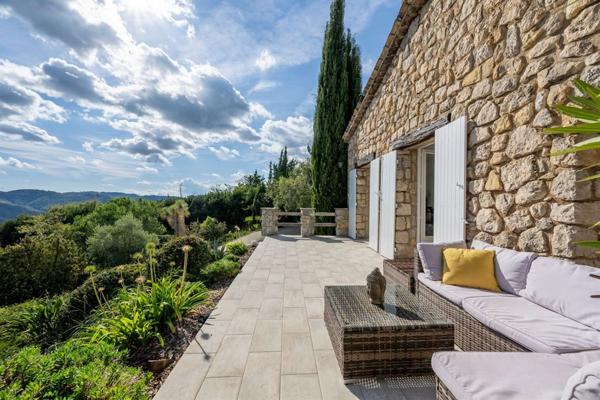 Vente Villa de luxe Peymeinade 10 Pièces 345 m²