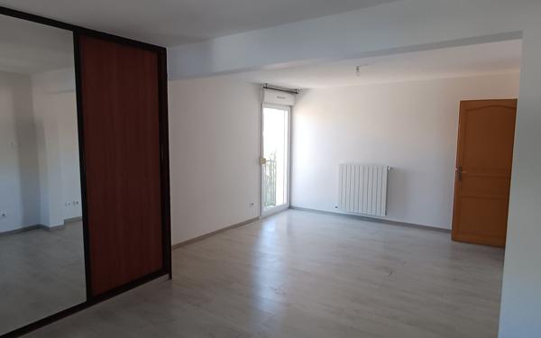 Appartement à louer    4 pièces •  Knutange