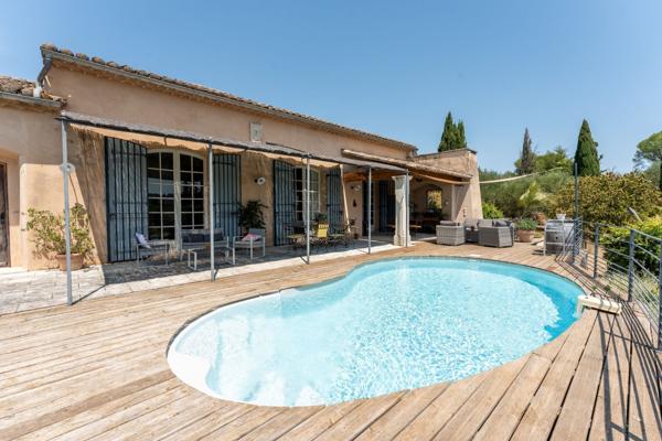 Vente Maison de luxe Saint-Rémy-de-Provence 6 Pièces 200 m²