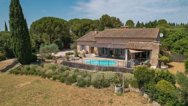 Vente Maison de luxe Saint-Rémy-de-Provence 6 Pièces 200 m²