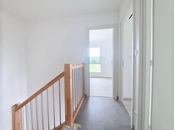 Villa T4 Villemoirieu 89.80 m² avec garage et jardin privatif de 85m²