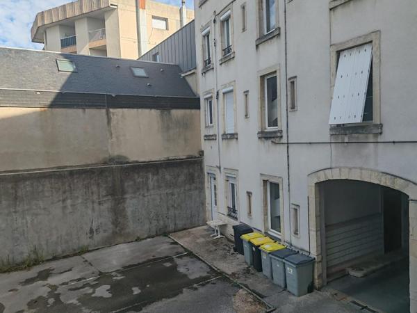Dijon Place de la République  Appartement T4 avec parking sécurisé