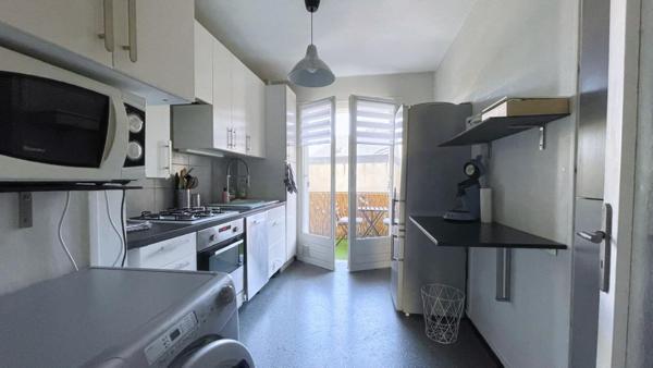 Dijon Place de la République  Appartement T4 avec parking sécurisé