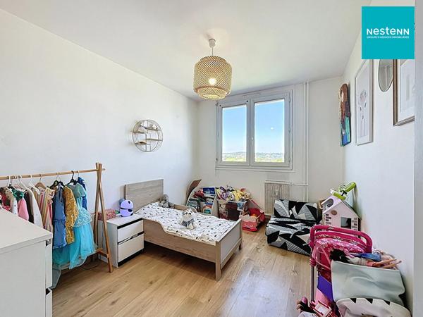 Appartement Villars 5 pièces 92 m² avec balcon + place de parking privative