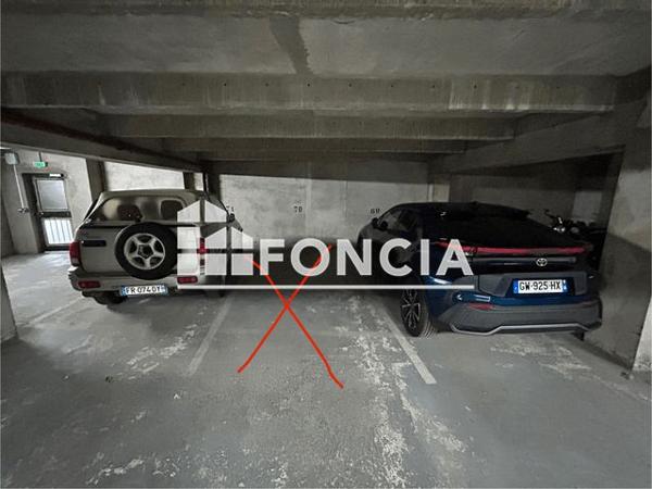 Location Parking - 39 AVENUE FELIX FAURE Valence 26000