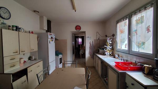 Centre ville, 115 m², grenier, jardin clos