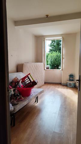 Centre ville, 115 m², grenier, jardin clos