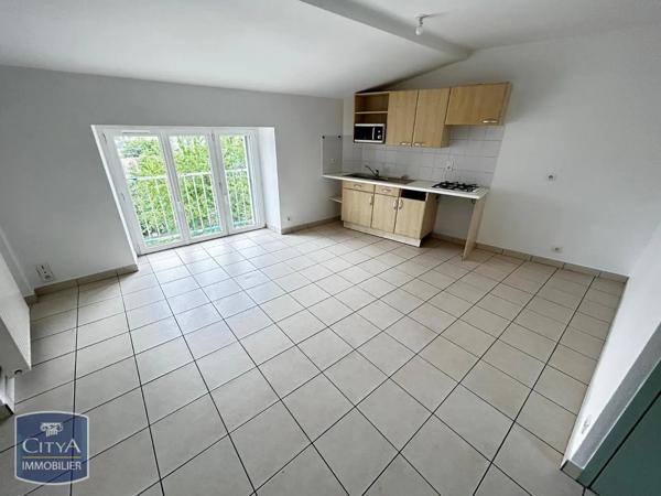 Appartement à louer 3 pièces 51.89m² Cholet (49300)