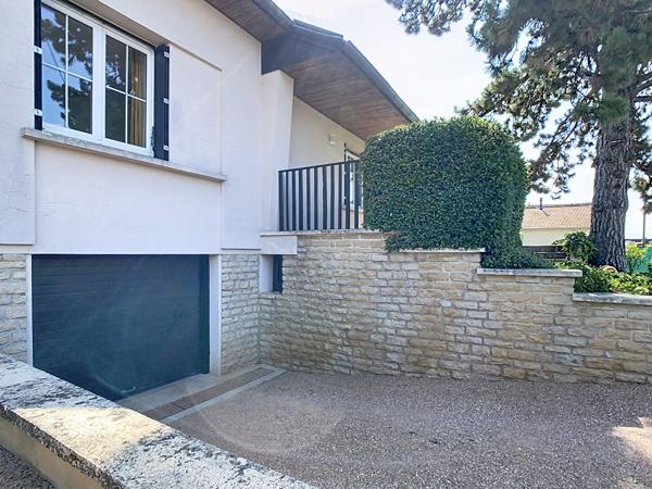 Maison 9 pièces 212 m2