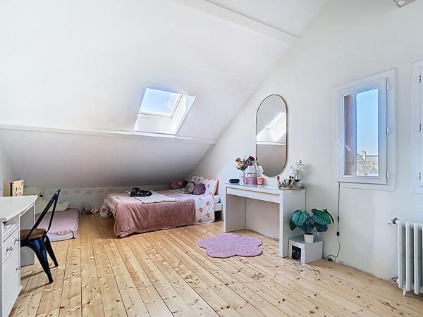 Maison 9 pièces 212 m2