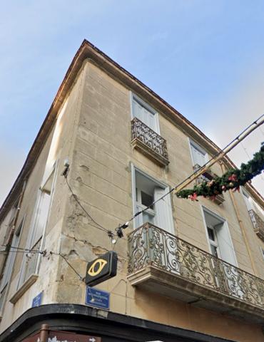 Appartement de type T4 Centre ville (République)