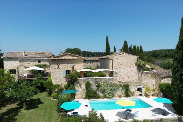Vente Maison de luxe Barjac 26 Pièces 600 m²