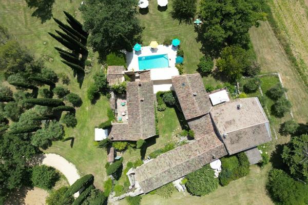 Vente Maison de luxe Barjac 26 Pièces 600 m²