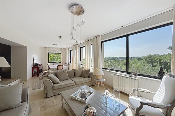 Vente Maison de luxe Barjac 26 Pièces 600 m²