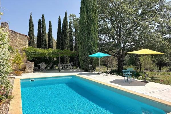 Vente Maison de luxe Barjac 26 Pièces 600 m²