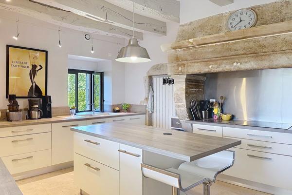 Vente Maison de luxe Barjac 26 Pièces 600 m²