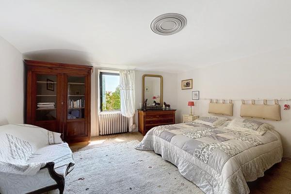 Vente Maison de luxe Barjac 26 Pièces 600 m²