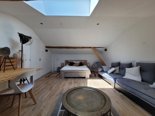 Corps de Ferme rénové T7_ 220m²_Piscine-_Terrain 1000m²