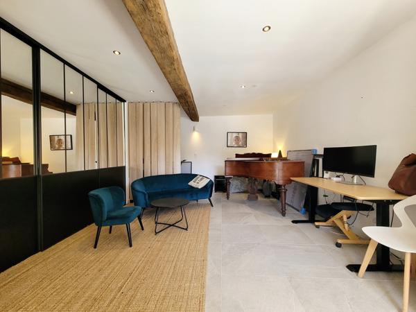 Corps de Ferme rénové T7_ 220m²_Piscine-_Terrain 1000m²