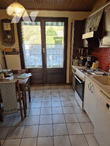 Maison de Plain Pied 96m2 avec cave et garage.