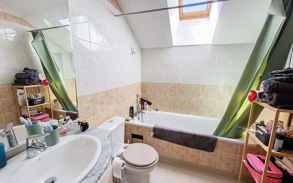 Appartement à louer    3 pièces • 61,87 m2 Saint-Flour