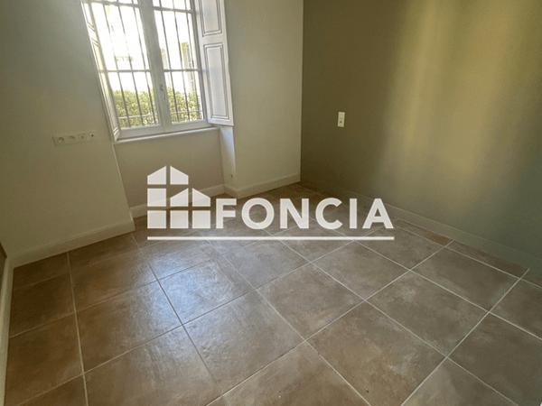 Location Appartement 3 pièces 68.64 m² - RDC - PORTE 11 Niort 79000