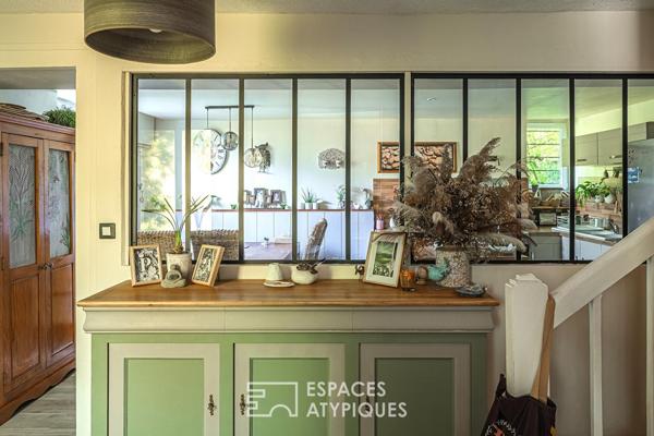 Maison de charme en pierre et son jardin secret en coeur de village