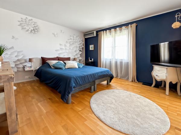 Maison 5 pièces - 255 m² Bien prestige