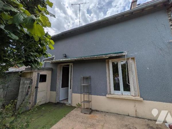 GUICHEN - PONT REAN - Dans le village du Boel , maison de type  3 à rénover, comprenant au rez ...