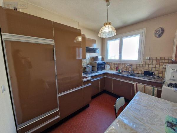 Appartement à vendre à Saint-André-les-Vergers dans l'Aube (10120), ref : 10063/1250   
rue thiers