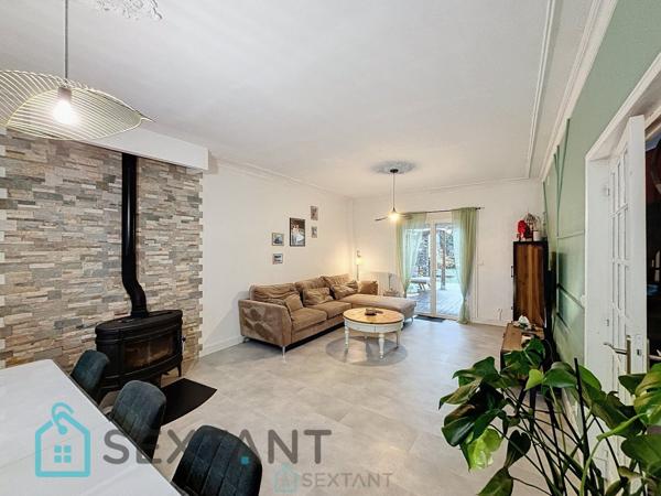 Maison spacieuse avec piscine couverte et chauffée à Franqueville Saint Pierre