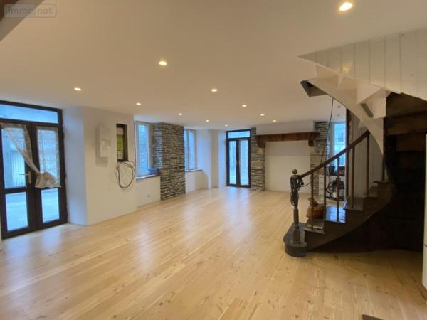 Maison à vendre à Uzel dans les Côtes-d'Armor (22460), ref : 22110-2210