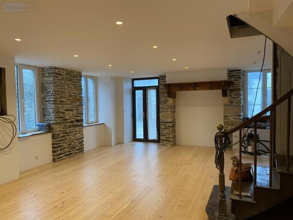 Maison à vendre à Uzel dans les Côtes-d'Armor (22460), ref : 22110-2210