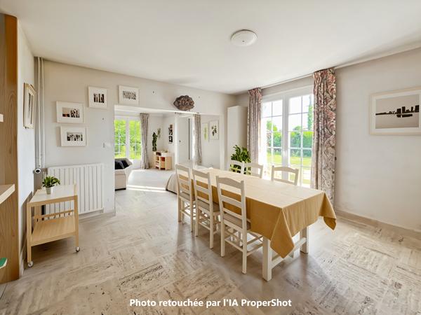 Maison familiale 5 pièces avec grands volumes, environnement verdoyant et terrain de plus de 1 540 m² ? Centre bourg de La Garnache