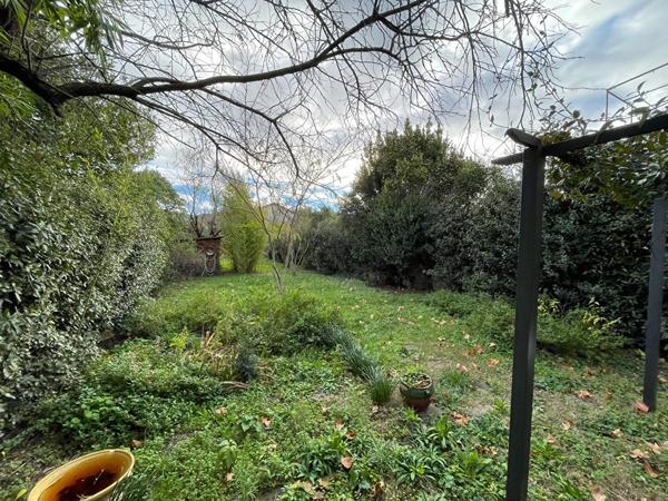 LIMOUX Proche centre ville villa composée de 2 appartements avec jardin