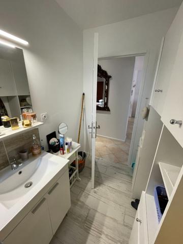 LIMOUX Proche centre ville villa composée de 2 appartements avec jardin