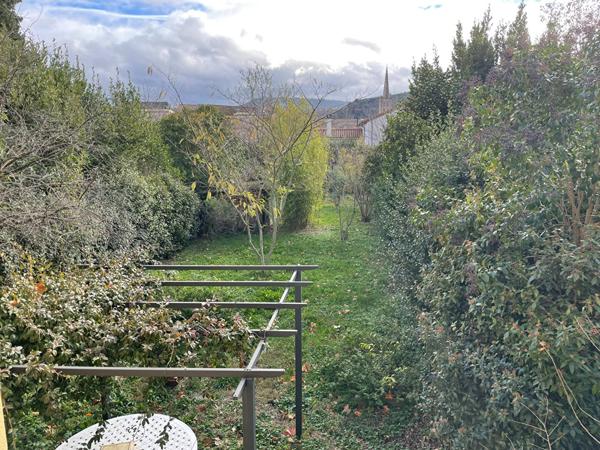 LIMOUX Proche centre ville villa composée de 2 appartements avec jardin