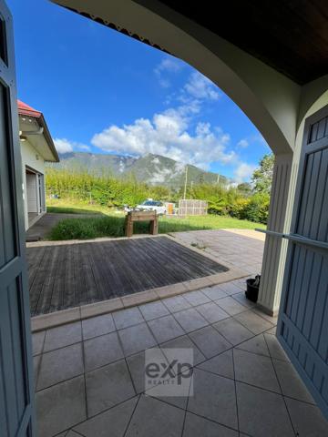 Grande maison–Grand Coude–Vue montagne