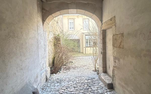 Appartement à louer    2 pièces • 50 m2 Dijon