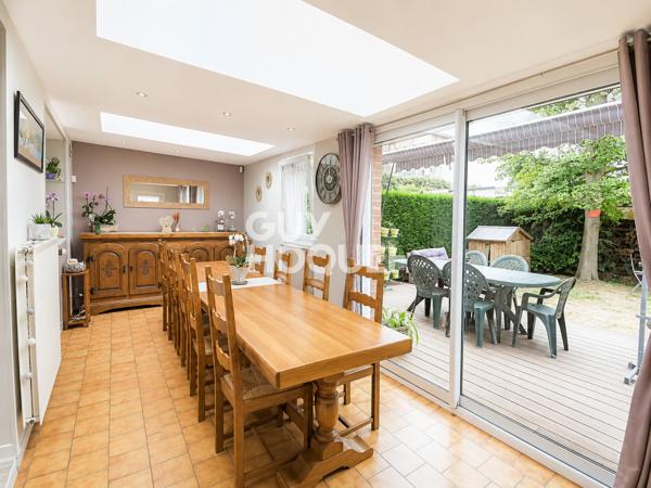 Semi-individuelle : garage &amp; jardin