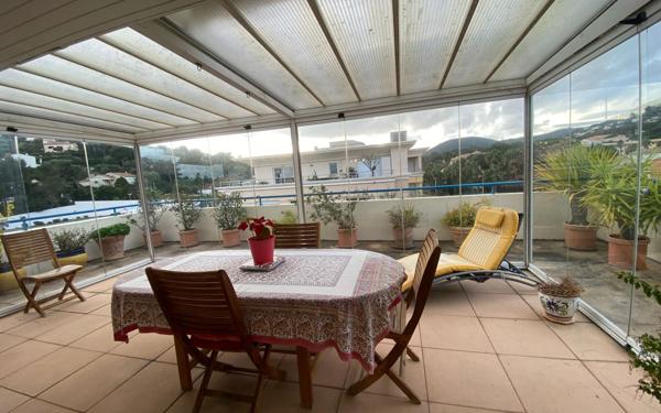 Appartement à vendre    4 pièces • 96,97 m2 Cavalaire-sur-Mer