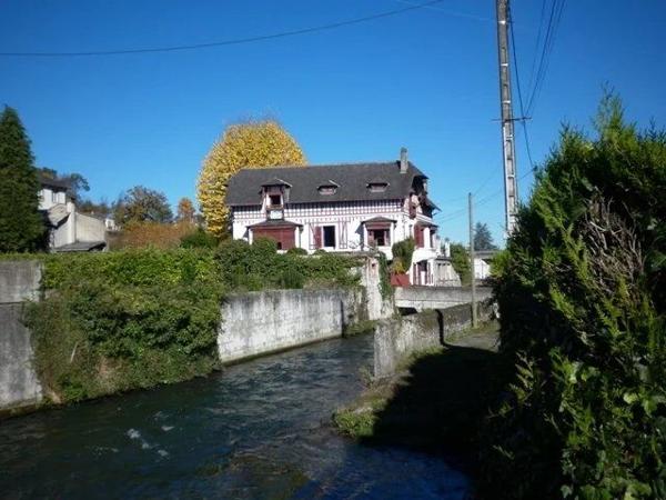 Vente Maison 12 pièces 270 m2 à Nay