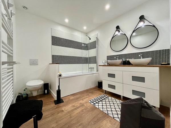 Maison Bouguenais 8 pièce(s) 162 m2 , Bouguenais