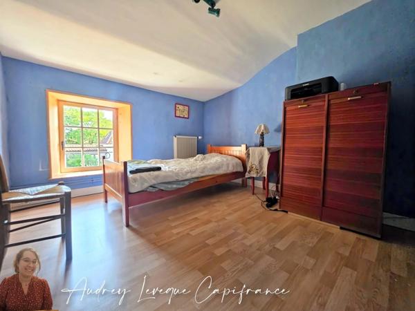 Maison à vendre 8 pièces SAINT SATURNIN DU BOIS (17)