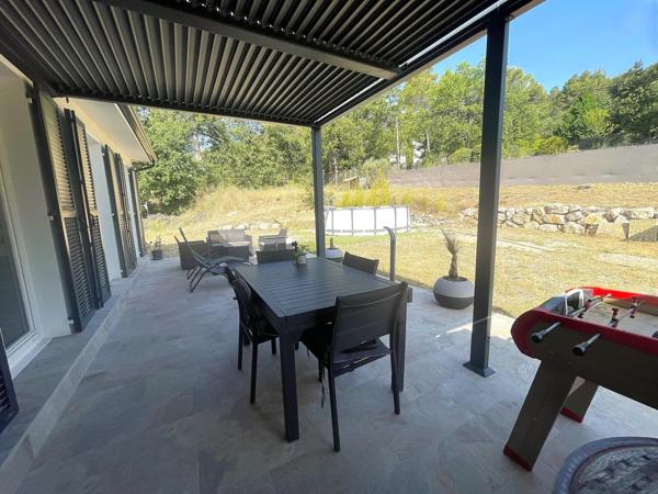 La Roque, maison plain-pied sur terrain de 1700m²